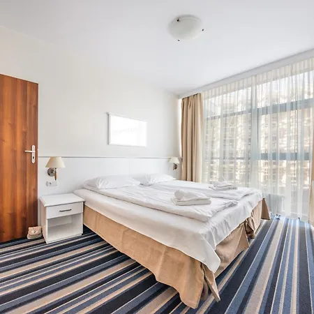 Sun & Snow Arka 423 Deluxe Апартаменты Колобжег
